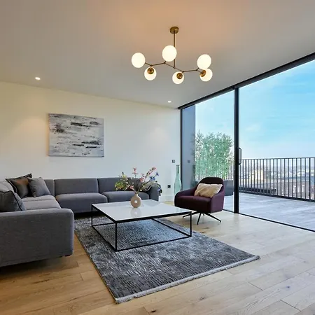 12, Apartments, 4-6 Pers, Central, Stunning View, Near Supermarket & Public Transport Aparthotel Oisterwijk