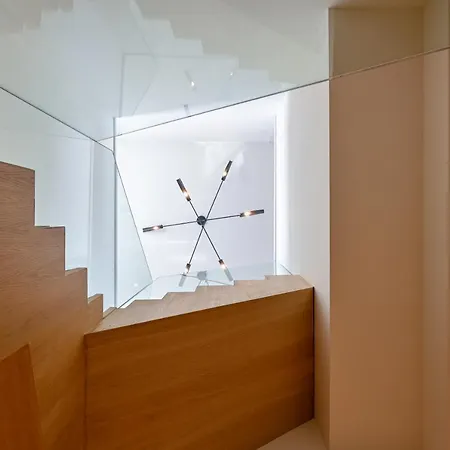 12, Apartments, 4-6 Pers, Central, Stunning View, Near Supermarket & Public Transport Aparthotel 4*