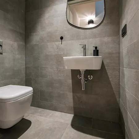 12, Apartments, 4-6 Pers, Central, Stunning View, Near Supermarket & Public Transport Oisterwijk