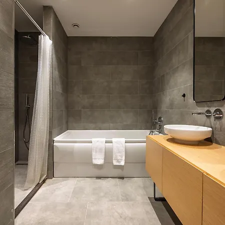 Aparthotel 12, Apartments, 4-6 Pers, Central, Stunning View, Near Supermarket & Public Transport Oisterwijk