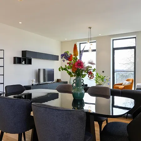 12, Apartments, 4-6 Pers, Central, Stunning View, Near Supermarket & Public Transport