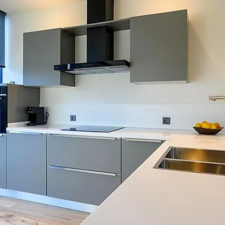 Lejlighedshotel 12, Apartments, 4-6 Pers, Central, Stunning View, Near Supermarket & Public Transport 4*