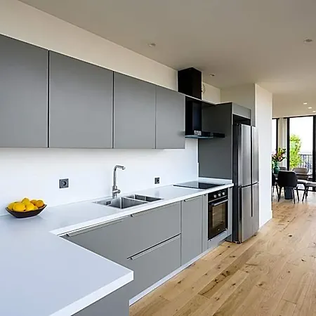 12, Apartments, 4-6 Pers, Central, Stunning View, Near Supermarket & Public Transport Lejlighedshotel 4*