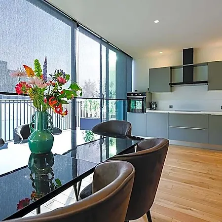 12, Apartments, 4-6 Pers, Central, Stunning View, Near Supermarket & Public Transport 4* Oisterwijk