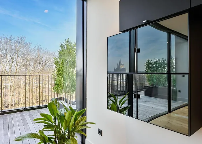 12, Apartments, 4-6 Pers, Central, Stunning View, Near Supermarket & Public Transport