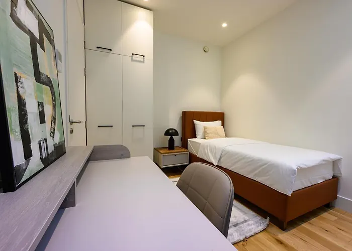 12, Apartments, 4-6 Pers, Central, Stunning View, Near Supermarket & Public Transport 4* Oisterwijk