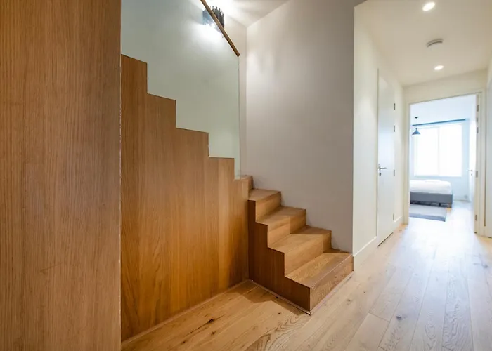 Aparthotel 12, Apartments, 4-6 Pers, Central, Stunning View, Near Supermarket & Public Transport