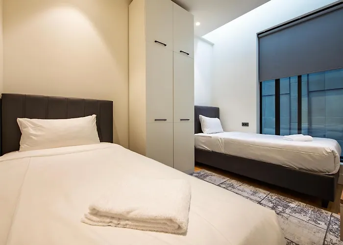 12, Apartments, 4-6 Pers, Central, Stunning View, Near Supermarket & Public Transport Aparthotel Oisterwijk