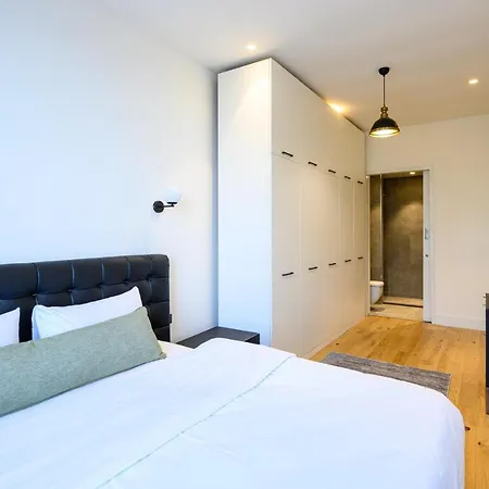 Hotel apartamentowy 12, Apartments, 4-6 Pers, Central, Stunning View, Near Supermarket & Public Transport Oisterwijk